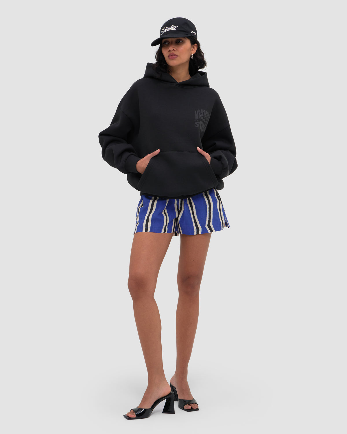 FLYNN HOODIE
